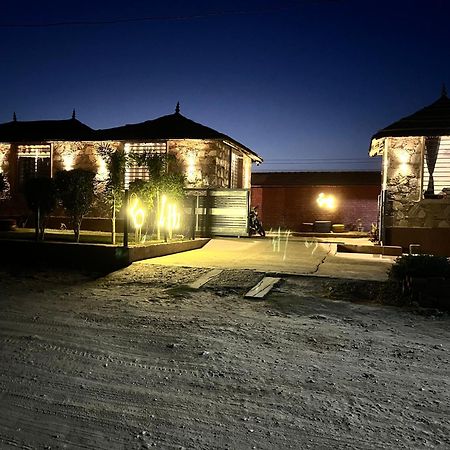 Hotel The Royal Hut Ajmer Esterno foto